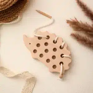 Jeu en bois à enfiler herisson - jeux éducatif montessori